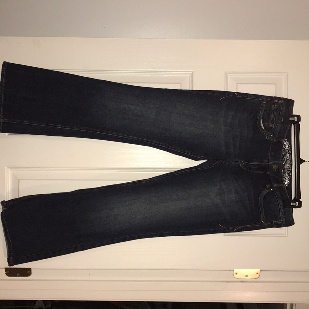 Express jeans size 8 short bootcut